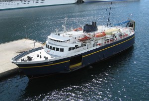 LeConte ferry - J Webber Creative Commons