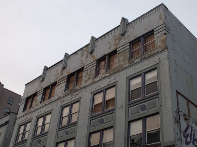 Gastineau Apartments