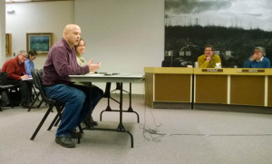Scott Ciambor and Mariya Lovischuk describe their plans for a Housing First project in Juneau on Monday. (Photo by Jeremy Hsieh/KTOO)